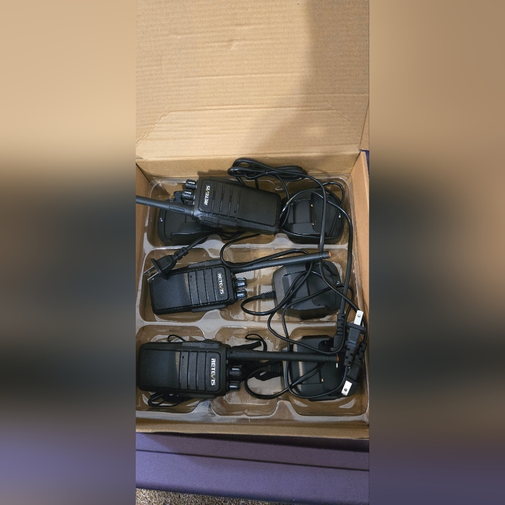 Retevis Two-Way Radios - Picture 2 of 3